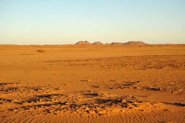 Off-road in the Libyan Desert, Sudan