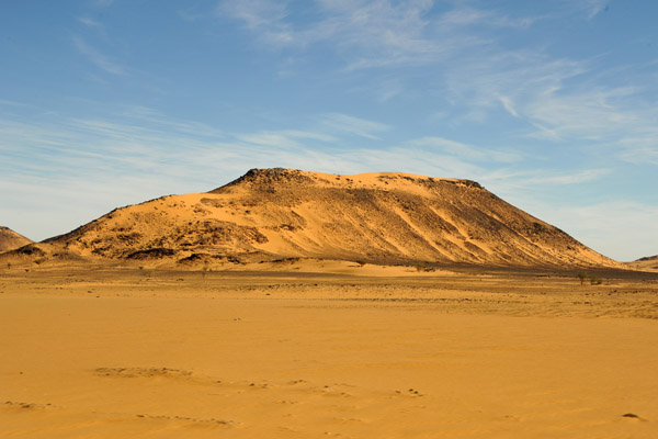 Sandy plateau just south of Al Multaga