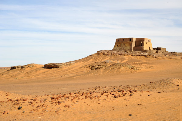 Old Dongola - not another tourist or souvenir seller in sight...