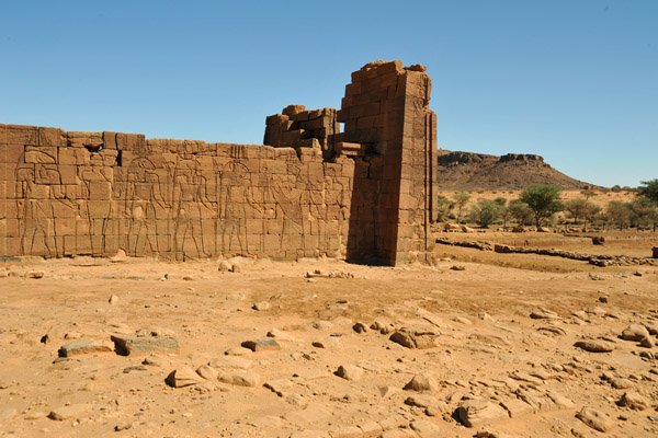 Temple of Apedemak, Naqa