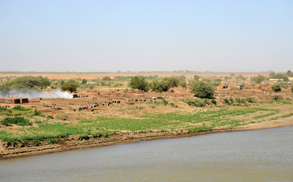 Brickyard on the west bank of the Blue Nile at Wadi Medani