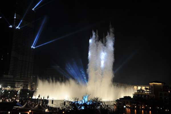 Dubai Fountain Crescendo 