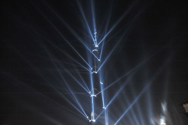 Spot lights for the Grand Opening of the Burj Khalifa, 4 January 2012