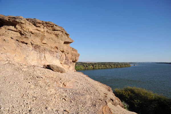 Cliffs overlooking the Nile between Soleb and Sedeinga