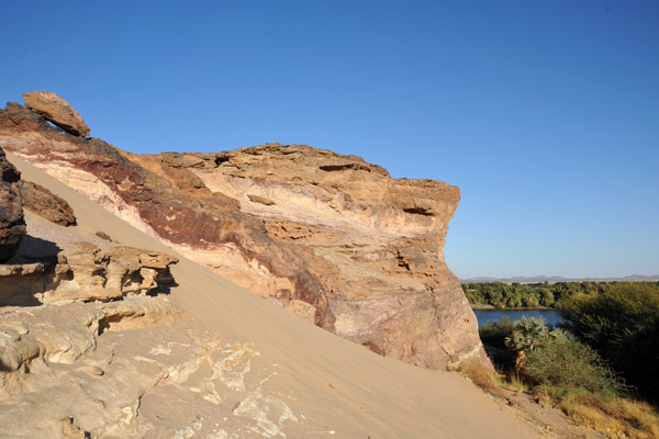 The easiest way down was via the sand dune