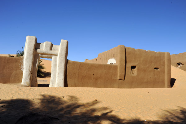 Gate to an abandoned Nubian home on the West Bank of the Nile opposite Sai Island