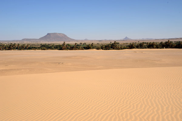Sai Island and Jebel 'Abri from the west