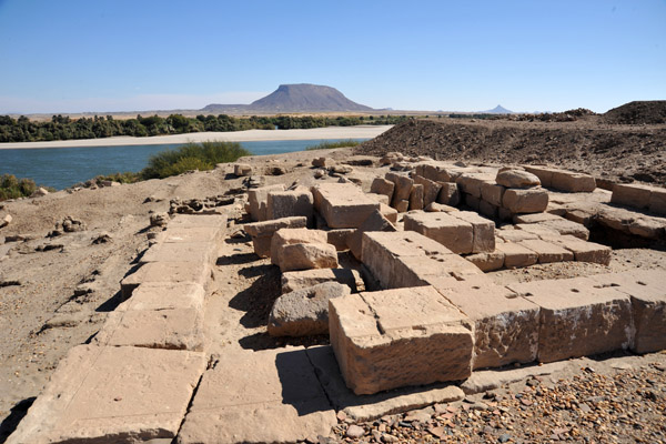 Stone remains from the ancient Egyptian settlement on Sai Island