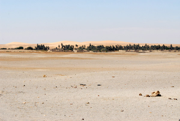 Looking across the empty interior of Sai Island to the Western Dunes