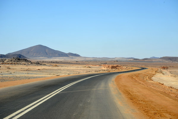 These new roads make driving in Northern Sudan a pleasure