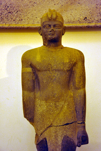 Large sculpture found at Nuri