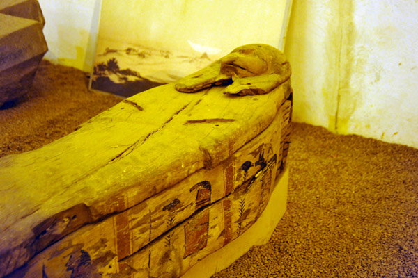 Wooden sarcophagus with funerary texts