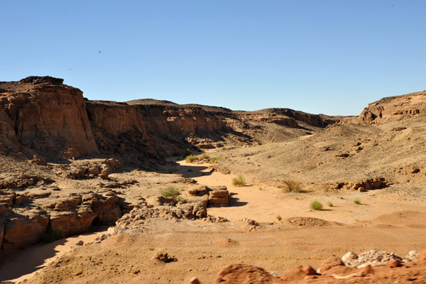 Wadi along the desert road between Karima and El Kurru