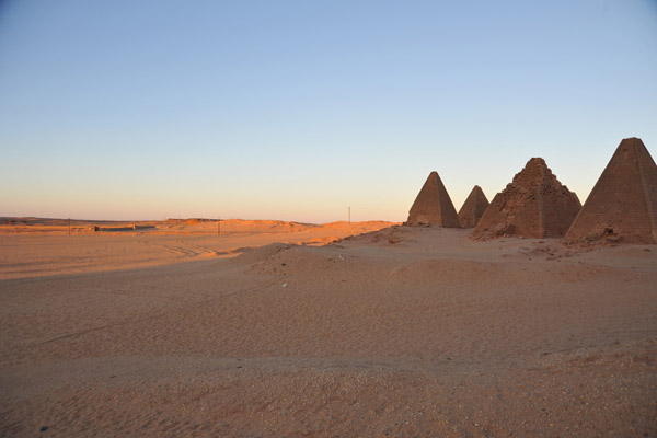 Sunlight shining on the desert near the pyramids