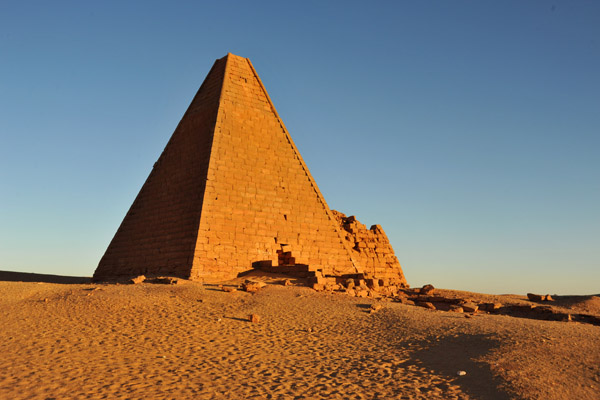 Barkal Pyramids, Karima