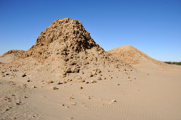 A pyramid at Nuri that is now little more than a mound