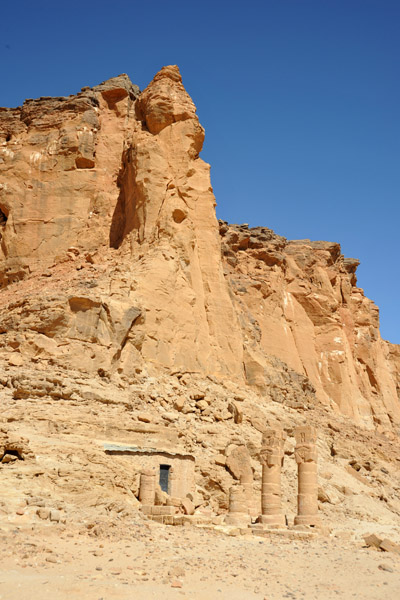 The Temple of Mut and the freestanding pinnacle, Jebel Barkal