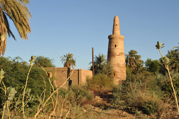 Ancient Minaret along the NileFertile strip along the East Bank of the Nile between El Kurru and Karima