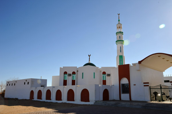 New mosque between Merowe and Nuri, West Bank of the Nile