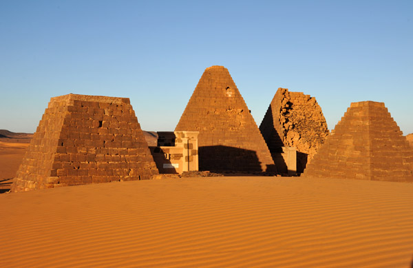 Pyramid Beg. S7 on the left