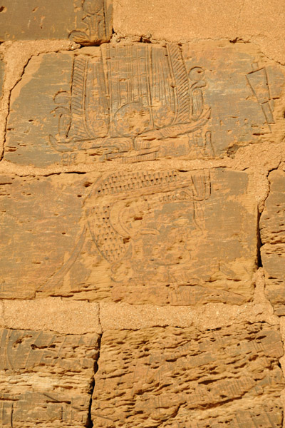 Carving on Pyramid Beg. N5
