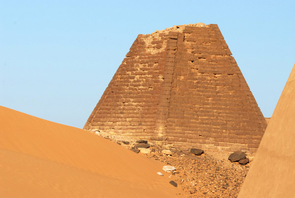 Pyramid Beg. N21