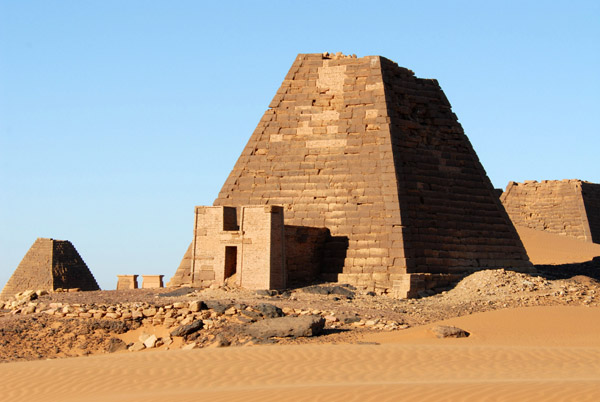 Pyramid Beg. N21