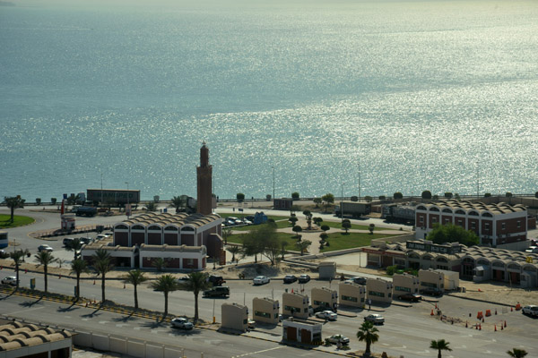 Bahraini immigration and mosque, King Fahd Causeway