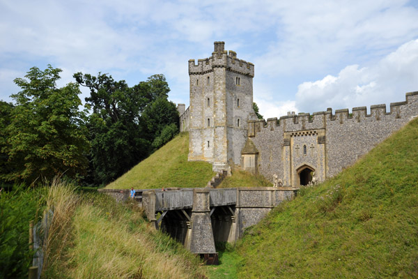 West Gate and Bevis Tower, Arundel Castle