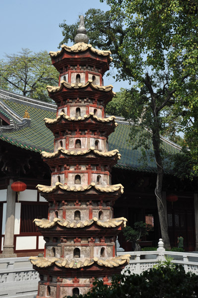 Yifa Pagoda - memorial to Hui Neng (638-713 AD)