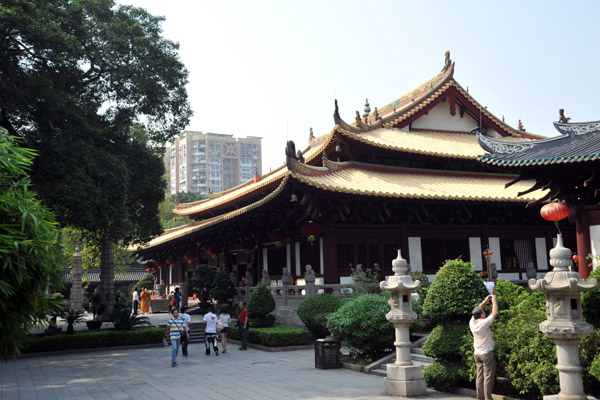 Mahavira Hall - the main temple of Guangxiaio
