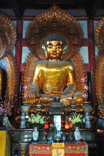 Middle - Sakyamuni, the Present Buddha