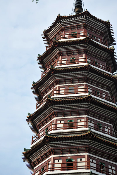 Flowery Pagoda, Temple of the Six Banyan Trees