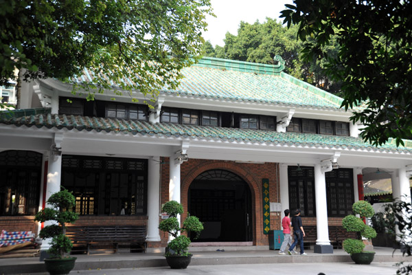 Huaisheng Mosque is the oldest in China, said to have been founded ca 650 AD, around 20 years after the death of the Prophet 