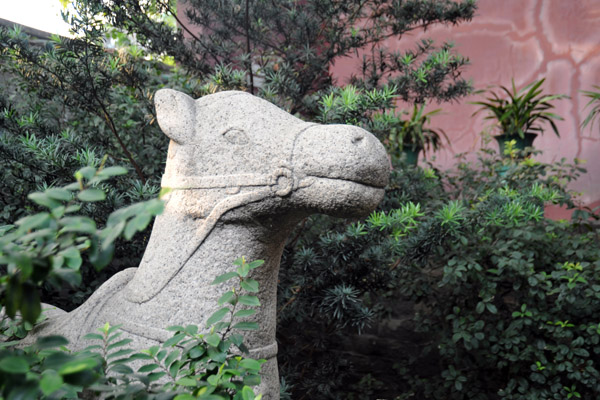 Sculpture of a saddled horse, Temple of the Five Immortals