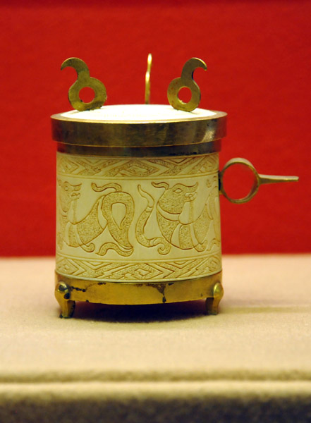 Ivory Cup with Gold Bank