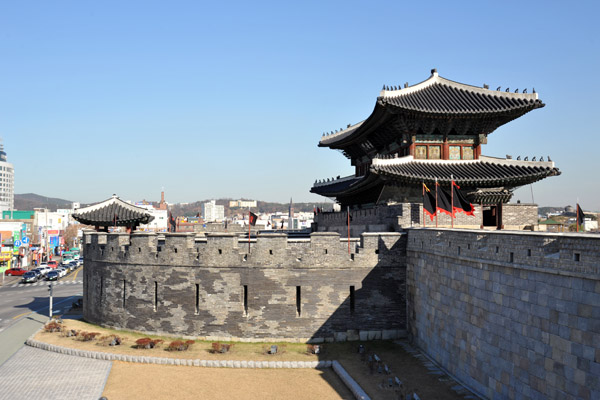 Jangamun - the North Gate of Hwaseong Fortress, 1794