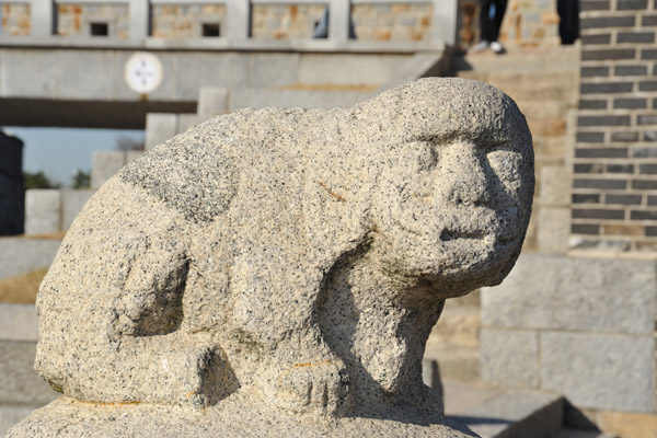 Carved statue near the North Water Gate