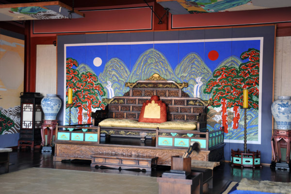 Bongsudang means a wish for ten thousand years of healthy life