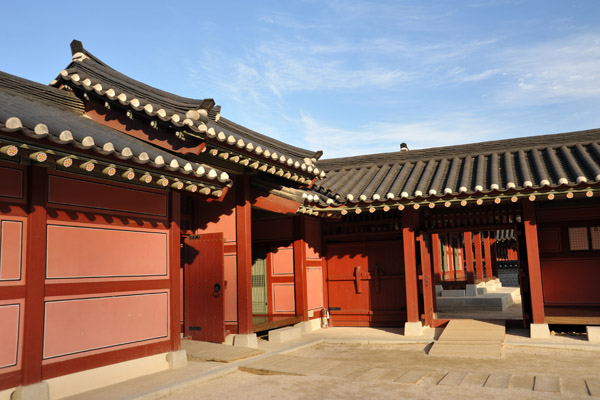 Palace courtyard, Hwaseong Palace