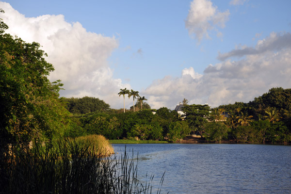 Lake between La Plantation and the Maritim Hotels