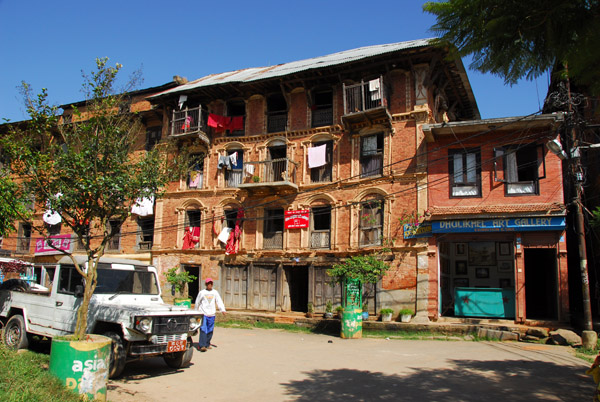 Dhulikhel Town Center - more communists