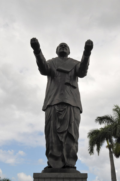 Professor Basdeo Bissoondoyal Monument, Port Louis