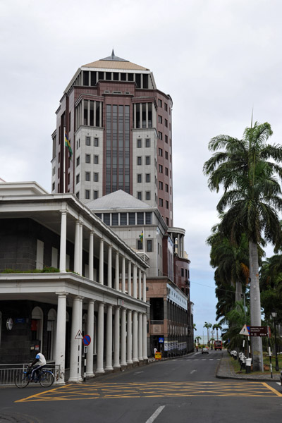 Intendance Street, HSBC & State Bank of Mauritius