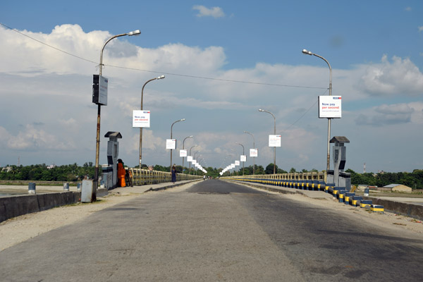 One of several bridge crossings to avoid Siliguri