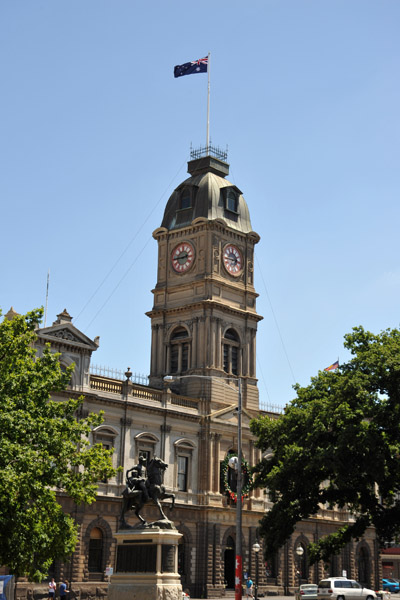 Ballarat Town Hall, Sturt Street