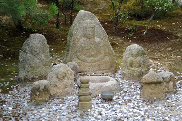 Stone buddhas, Kinkaku-ji