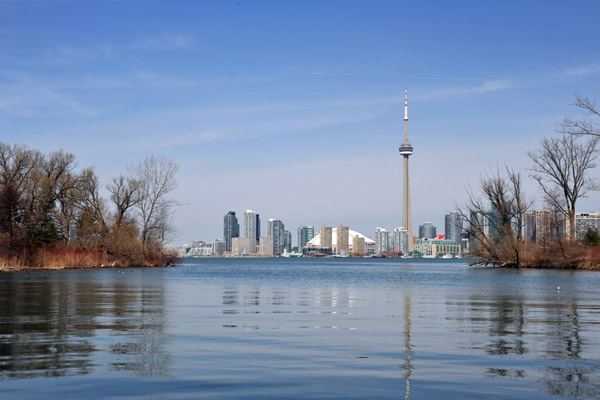 The Toronto Island between Snake Island and Algonquin Island