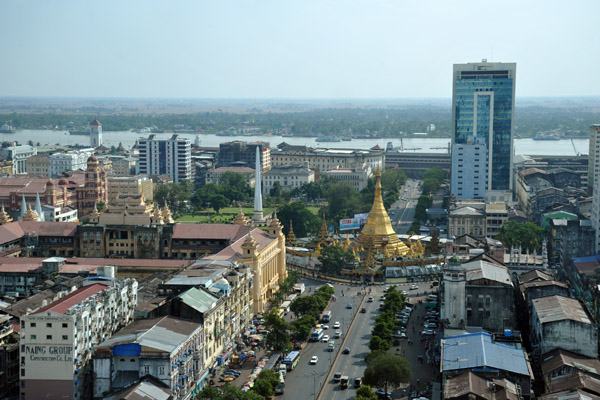 View south from Traders Hotel along Sule Pagoda Road to Centrepoint Towers