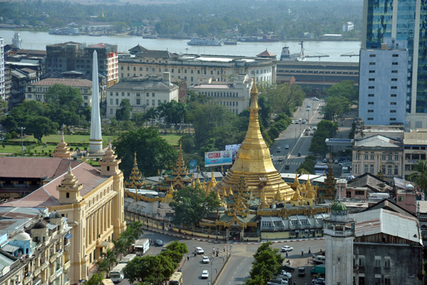 Sule Pagoda from Traders Hotel